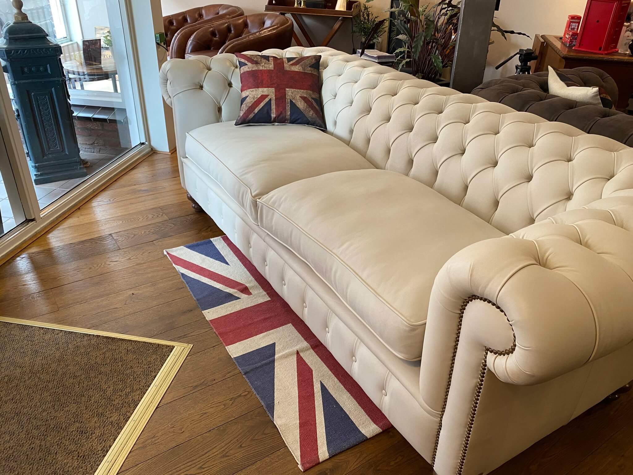 chesterfield white english couch bias