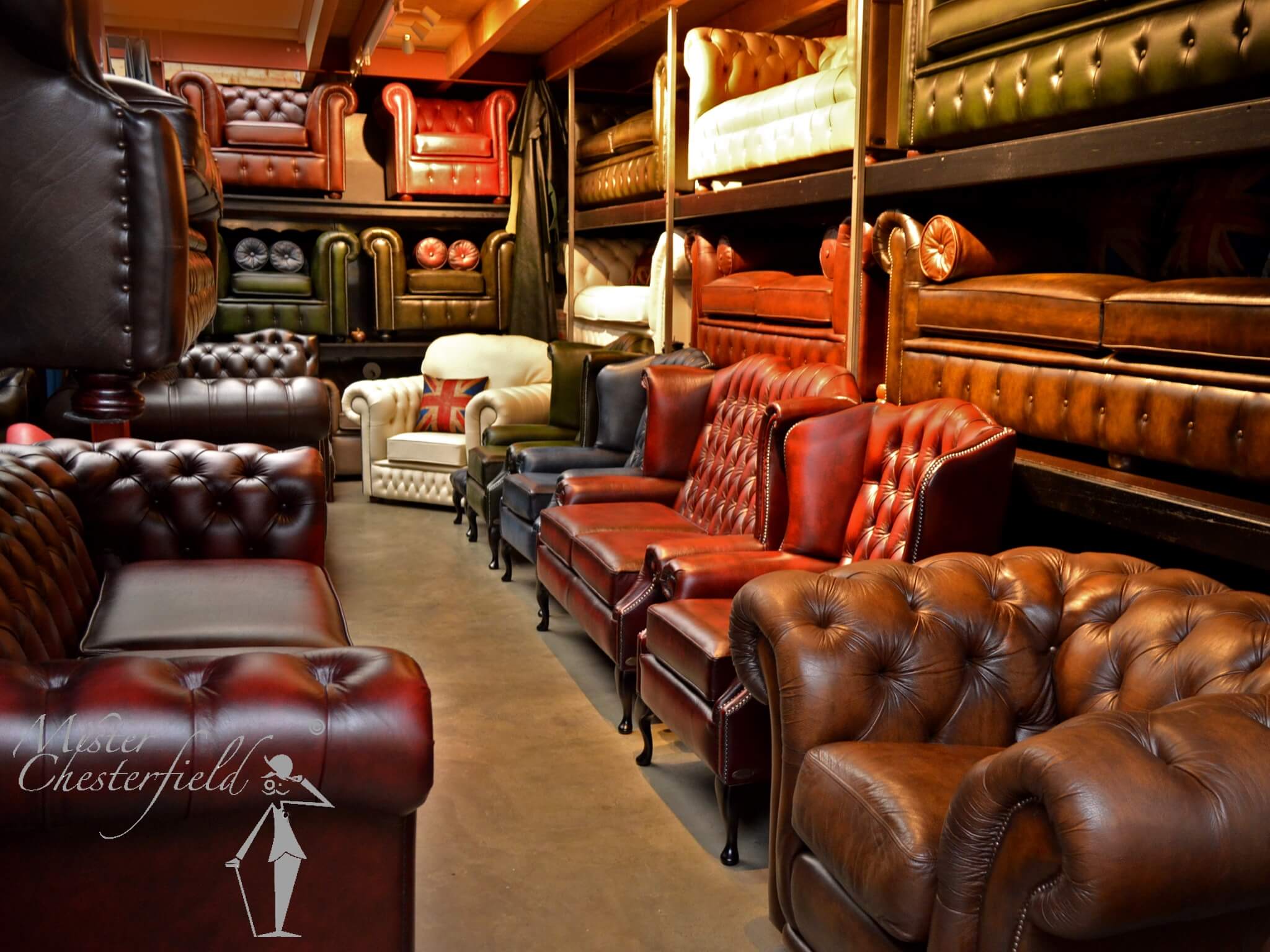 outlet-showroom-models-original-anglais-chesterfield-sherwood-stock-disponible-instantanément-canapé-fauteuils-chaises