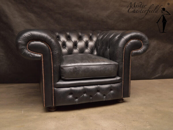 chesterfield-chair-black-bristol