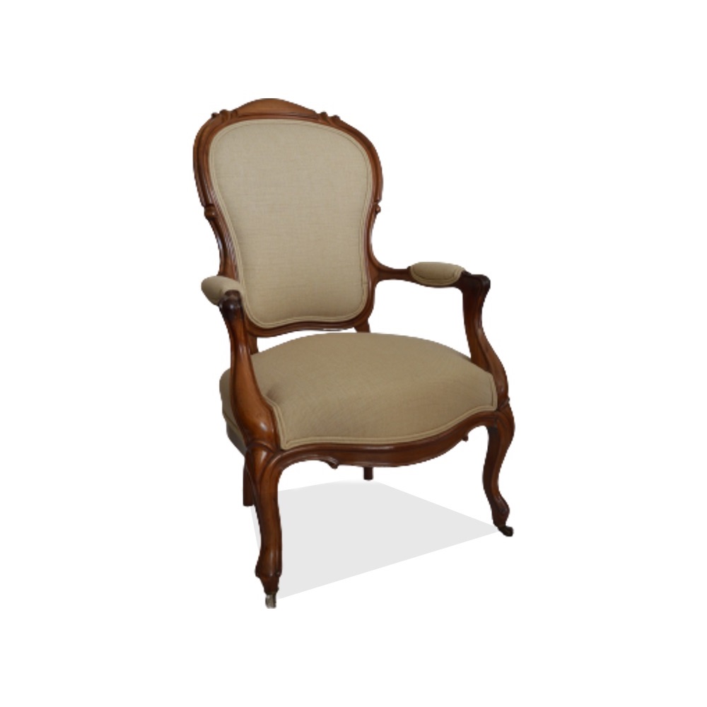 Mister Chesterfield antique armchair 1 beige