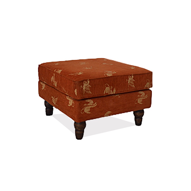 Mister Chesterfield English Footstool