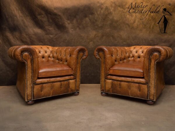 chesterfield-classic-chairs-antique-handwish